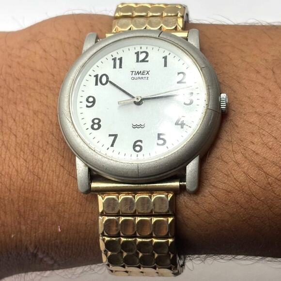 Vintage Silver & Gold Timex Watch - Picture 2 of 5